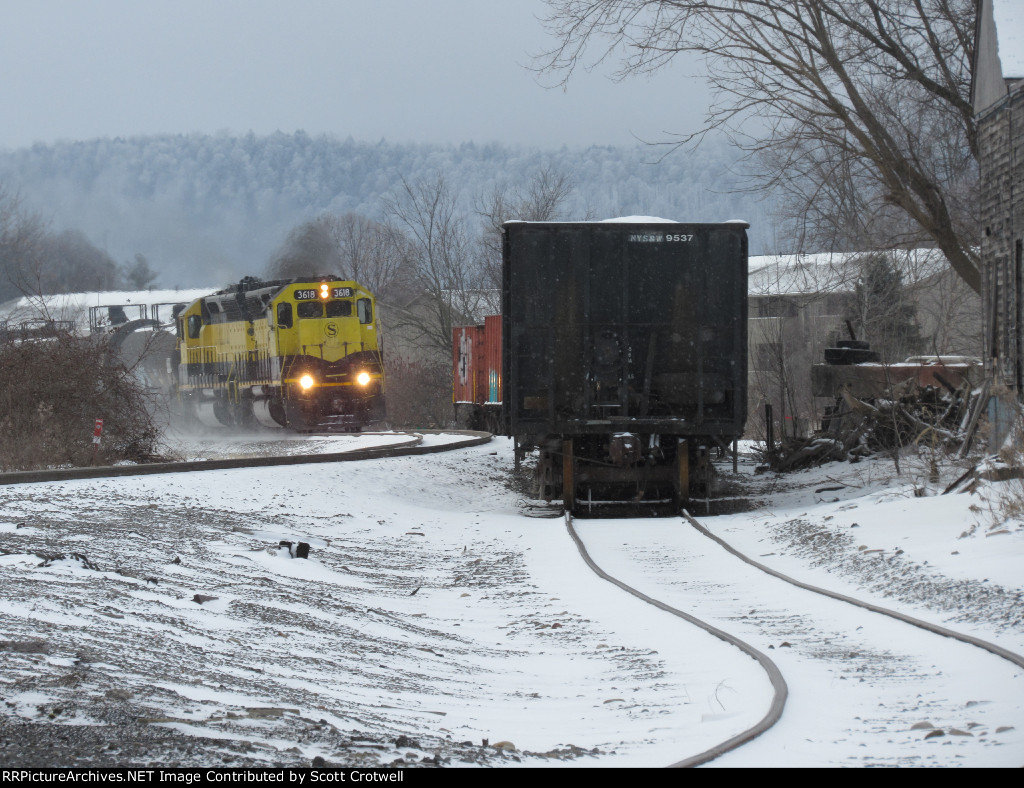 Approaching the loaded ballast hoppers